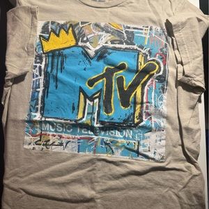MTV T-shirt